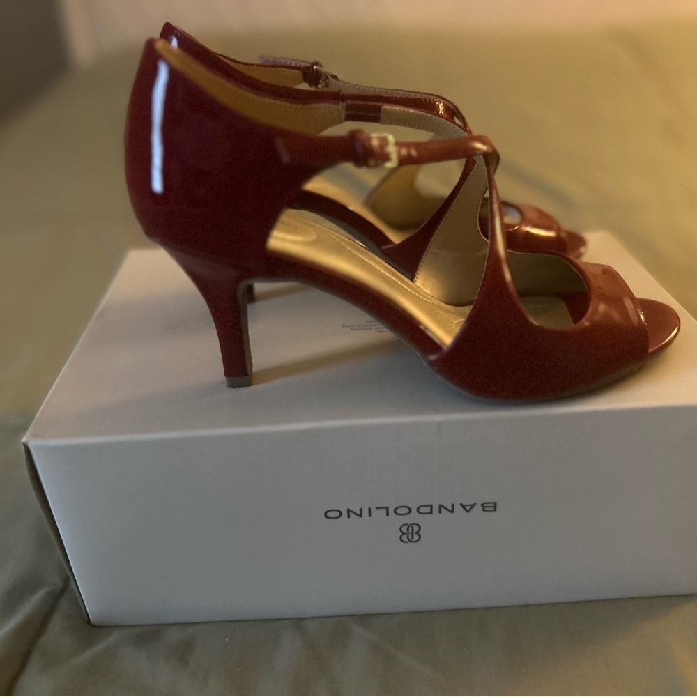 Bandolino Glossy Burgundy Strappy Heels